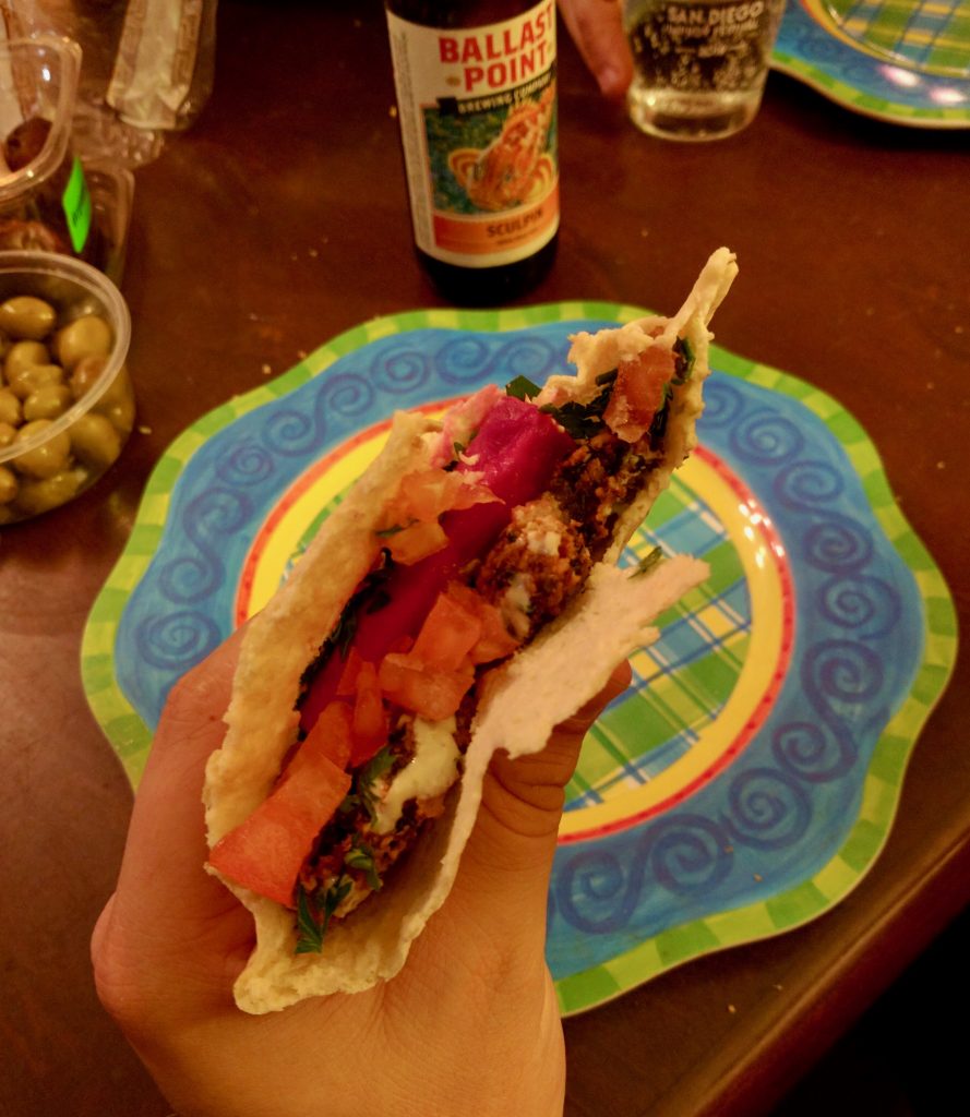 falafel-sandwich
